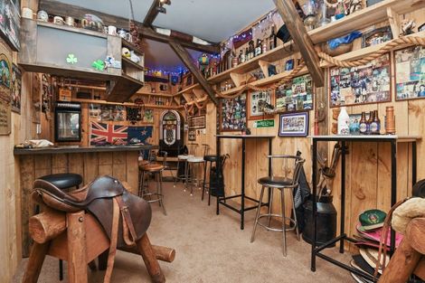 Photo of property in 30 Babina Avenue, Kumeu, 0810