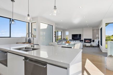 Photo of property in 68 Mangatawhiri Road, Omaha, 0986