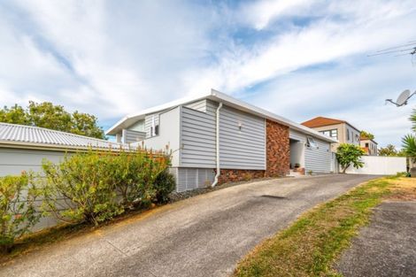 Photo of property in 30 Grassways Avenue, Pakuranga, Auckland, 2010