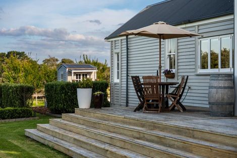 Photo of property in 111 Wharf Road, Clarks Beach, Pukekohe, 2679