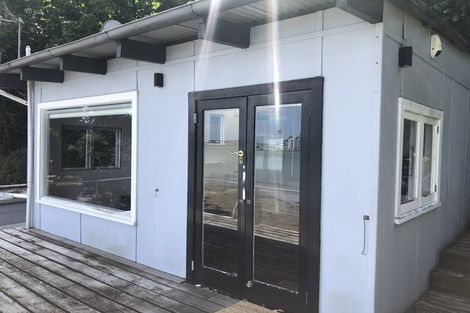 Photo of property in 41 Norwood Road, Bayswater, Auckland, 0622