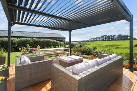 Photo of property in 6b Goble Road, Clarks Beach, Pukekohe, 2679