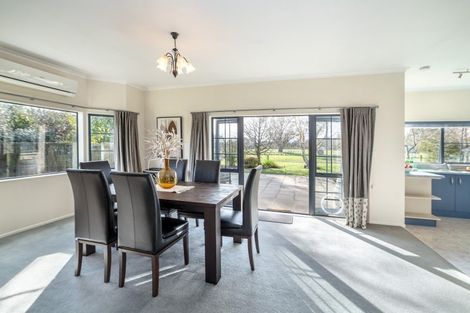 Photo of property in 15 Campbell Drive, Martinborough, 5711