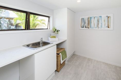 Photo of property in 155 Pah Road, Cockle Bay, Auckland, 2014