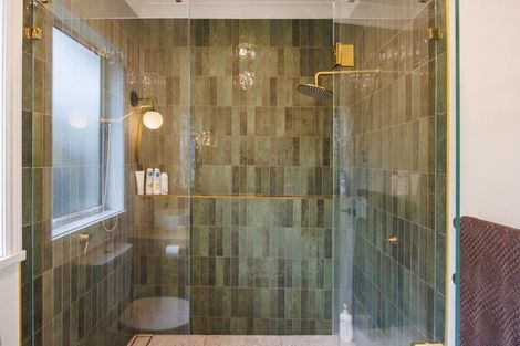 Photo of property in 44 Vaucluse Heights, Fitzherbert, Palmerston North, 4410