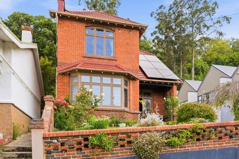 Photo of property in 93 Maitland Street, Dunedin Central, Dunedin, 9016
