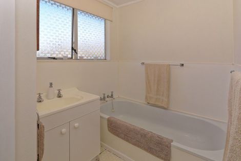 Photo of property in 2 Hatea Place, Dinsdale, Hamilton, 3204