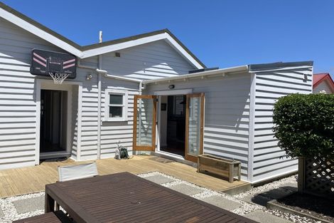Photo of property in 49 Roy Street, Newtown, Wellington, 6021