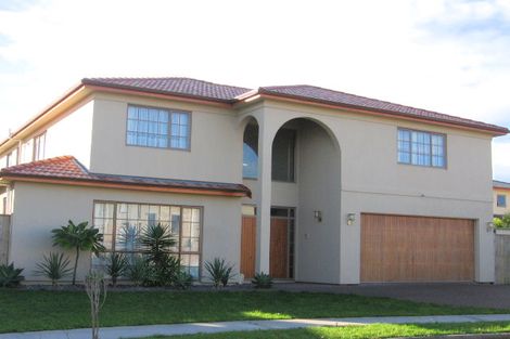 Photo of property in 19 Kaseng Place, East Tamaki Heights, Auckland, 2016