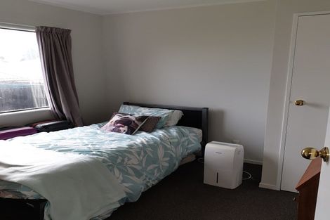 Photo of property in 21 Churchill Terrace, Waiuku, 2123