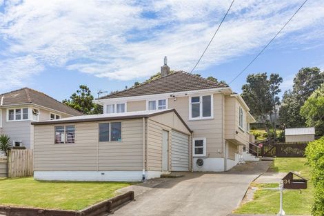 Photo of property in 34 Dimock Street, Titahi Bay, Porirua, 5022