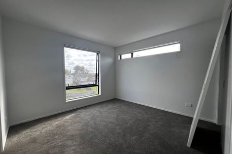 Photo of property in 1/21 Divich Avenue, Te Atatu South, Auckland, 0610