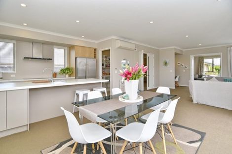 Photo of property in 37 Bayliss Drive, Kaiapoi, 7630