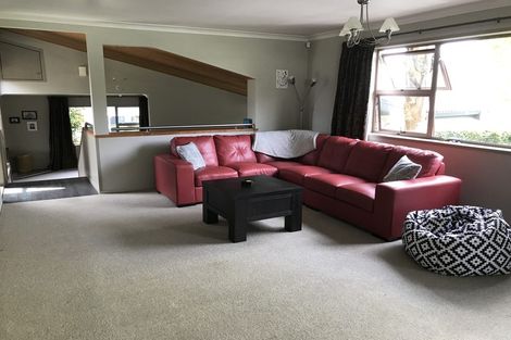 Photo of property in 50 Ross Street, Pirongia, 3802