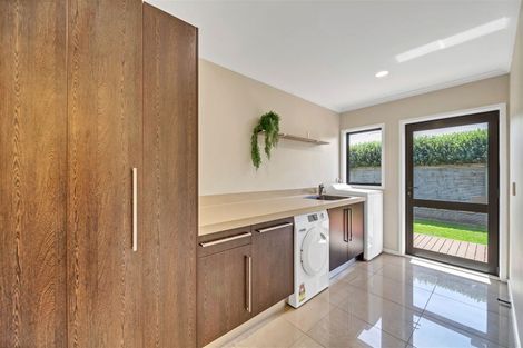 Photo of property in 9 Sampson Avenue, Waiwhakaiho, New Plymouth, 4312