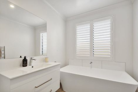 Photo of property in 17 Saint James Place, Rangiora, 7400