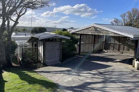 Photo of property in 63 Knights Road, Rothesay Bay, Auckland, 0630