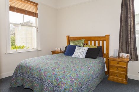 Photo of property in 11 Allardice Street, Dannevirke, 4930