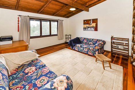 Photo of property in 2 Rippleside Place, Pahurehure, Papakura, 2113