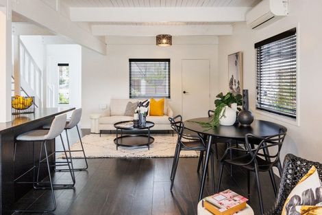 Photo of property in 41 Manuka Street, Hokowhitu, Palmerston North, 4410