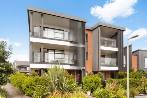 Photo of property in 3/2 Sioux Road, Hobsonville, Auckland, 0616