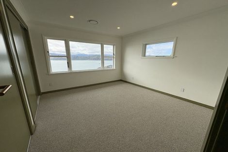 Photo of property in 71 Seatoun Heights Road, Seatoun, Wellington, 6022
