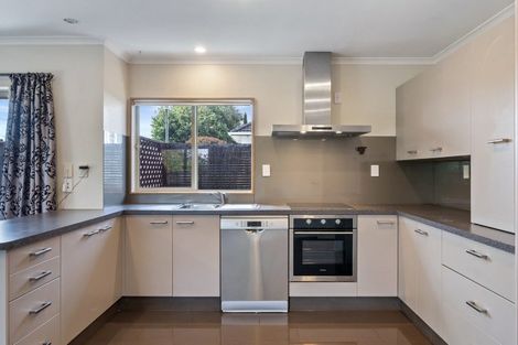 Photo of property in 28 Dorset Street, Levin, 5510