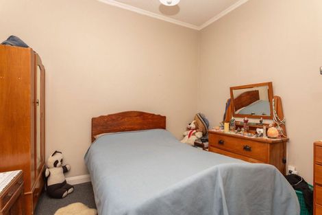 Photo of property in 18 Mccallum Street, Dannevirke, 4930