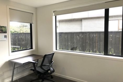 Photo of property in 2/14 Mitcham Avenue, Forest Lake, Hamilton, 3200