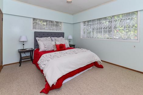 Photo of property in 20 Sunnypark Avenue, Rosehill, Papakura, 2113