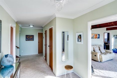 Photo of property in 6 Somerset Place, Taradale, Napier, 4112