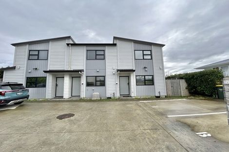 Photo of property in 96e Triangle Road, Massey, Auckland, 0614