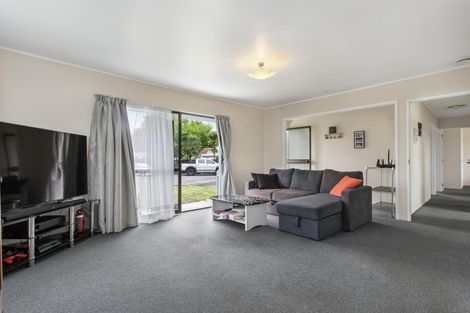 Photo of property in 2/11 Avis Avenue, Papatoetoe, Auckland, 2025