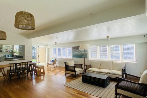 Photo of property in 184 Maunsell Road, Port Waikato, Tuakau, 2695