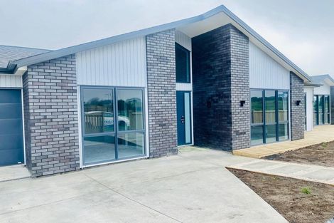 Photo of property in 26 Gertrude Cole Road, Clarks Beach, 2122