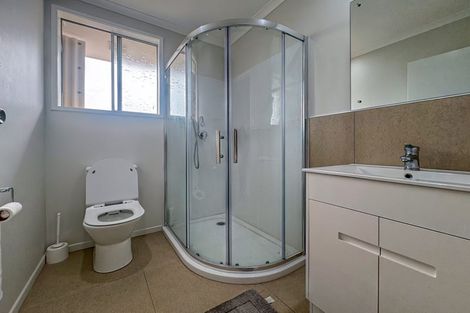 Photo of property in 2/117 Astley Avenue, New Lynn, Auckland, 0600