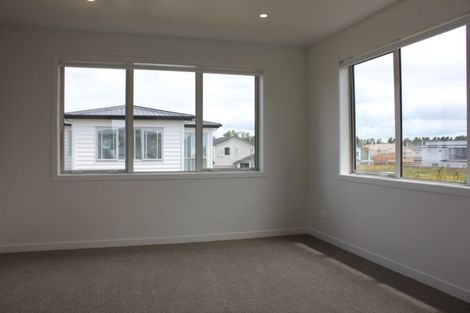 Photo of property in 16 Myland Drive, Hobsonville, Auckland, 0616