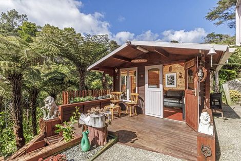 Photo of property in 3 Lincoln Close, Northcross, Auckland, 0630