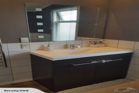 Photo of property in 19 Fraser Street, Waikiwi, Invercargill, 9810