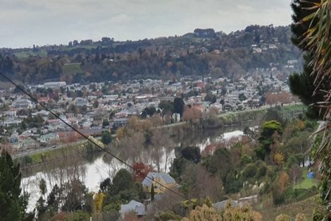 Photo of property in 28 Shakespeare Road, Bastia Hill, Whanganui, 4500