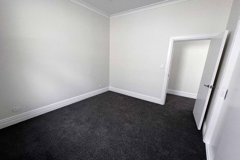 Photo of property in 7 Rixon Grove, Mount Victoria, Wellington, 6011