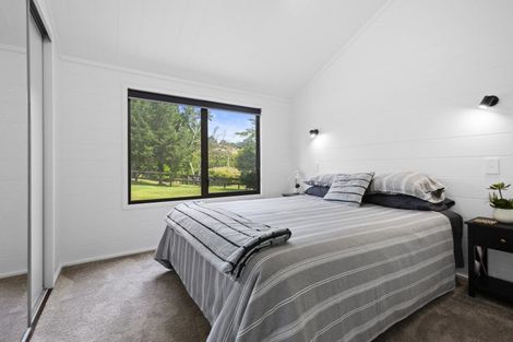 Photo of property in 194 Skyhigh Road, Hunua, Papakura, 2583