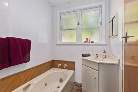 Photo of property in 8 Reid Road, Wainuiomata, Lower Hutt, 5014