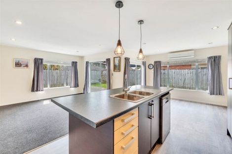 Photo of property in 9 Maadi Place, Papakura, 2110