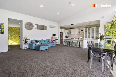 Photo of property in 8a Doon Street, Vauxhall, Dunedin, 9013