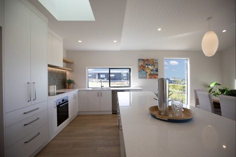 Photo of property in 11 Kapokapowai Street, Raglan, 3225