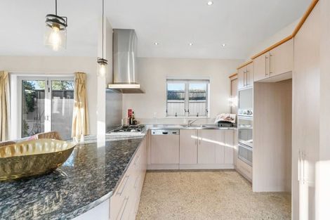 Photo of property in 76 Glandovey Road, Fendalton, Christchurch, 8052