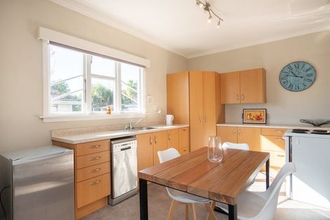 Photo of property in 90 Church Street, West End, Palmerston North, 4412