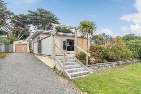 Photo of property in 10 Rodney Avenue, Te Horo Beach, Otaki, 5581