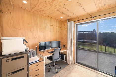 Photo of property in 83 Major Hornbrook Road, Mount Pleasant, Christchurch, 8081